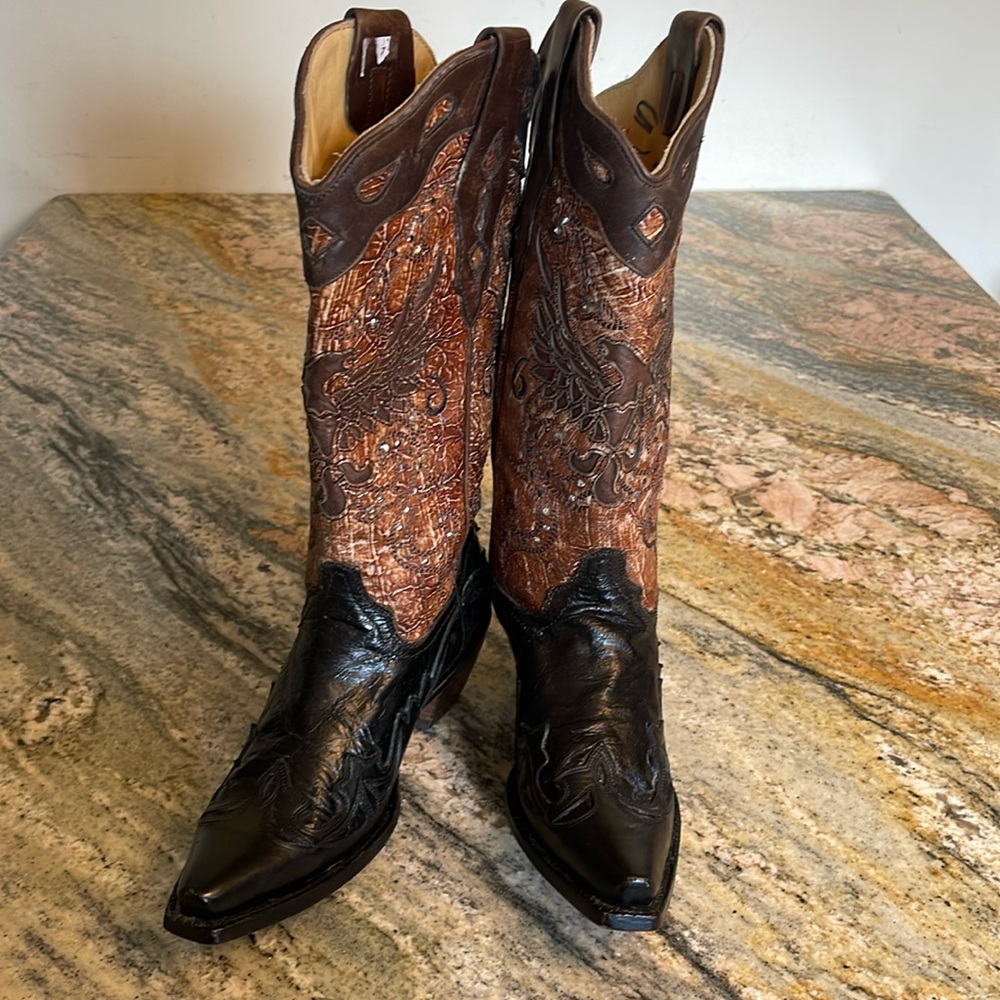 Corral Western Boots with Crystals New Sz 7